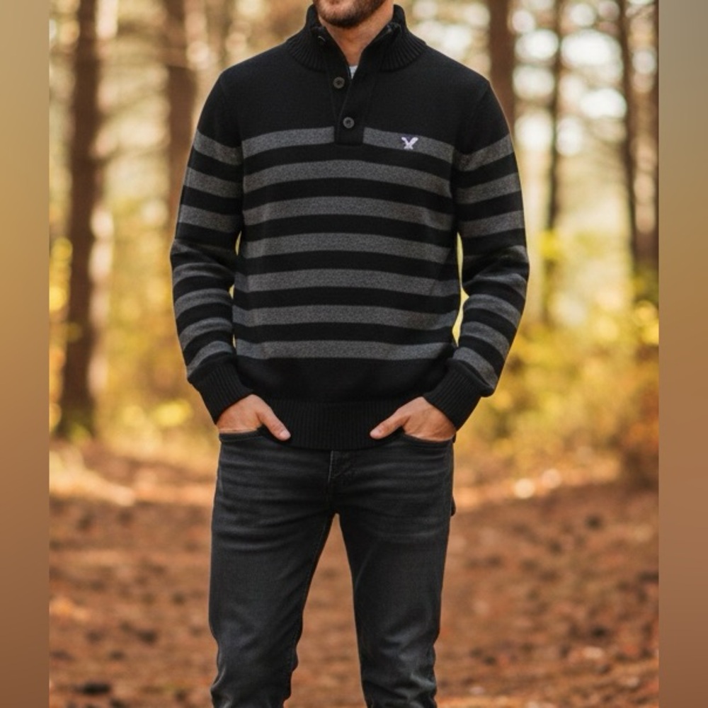 American Eagle Outfitters Black and Gray Turtleneck Sweater